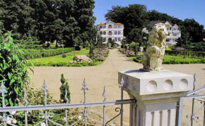 Отель Pension Villa Edelweiß  Зелин